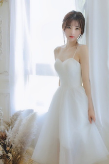 两女1杯